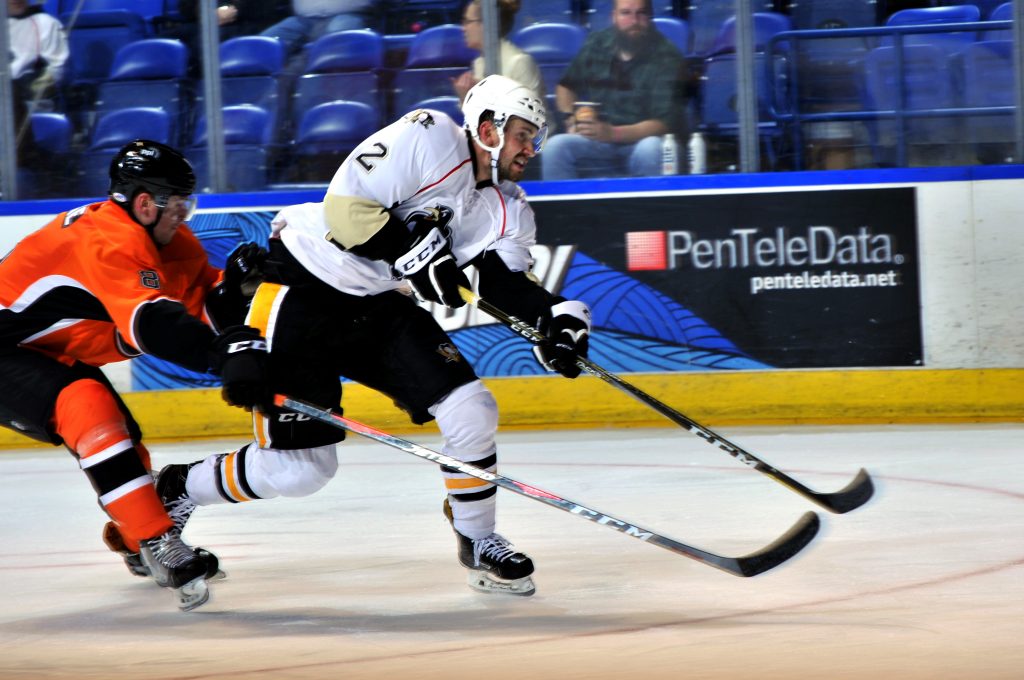 penguins-sign-matt-abt-and-renars-krastenbergs