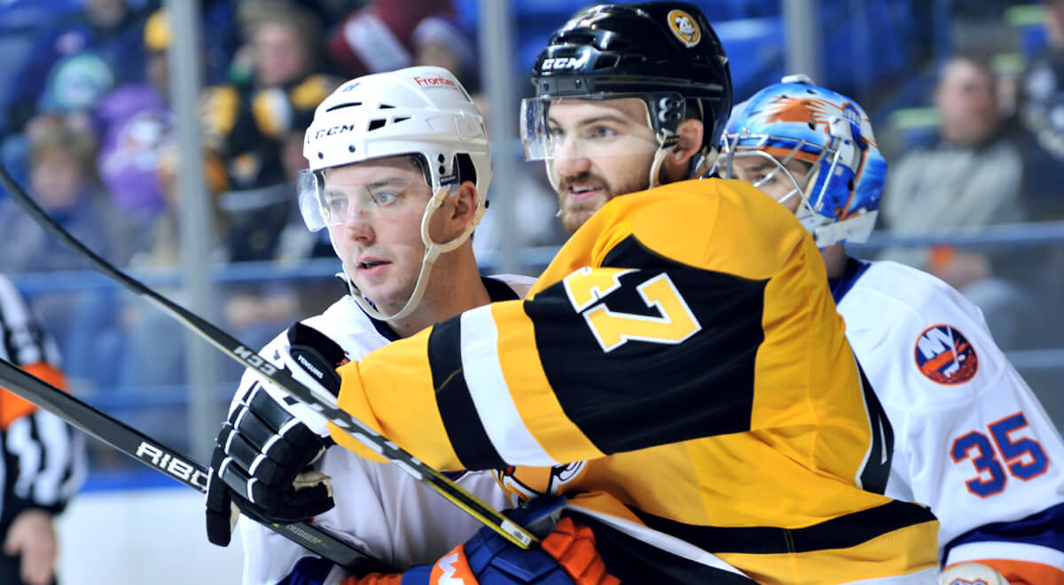 Read more about the article PENGUINS’ WINNING STREAK ENDS WITH LOSS TO SOUND TIGERS