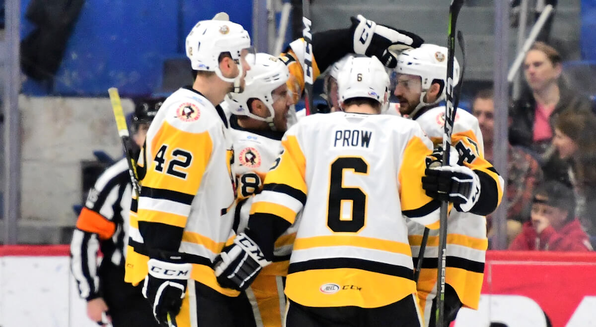 Read more about the article PENGUINS DEFEAT WOLF PACK IN OVERTIME, 5-4