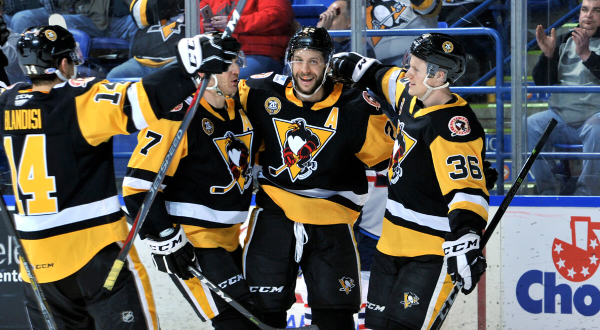 Read more about the article PENGUINS DEFEAT THUNDERBIRDS, 3-2