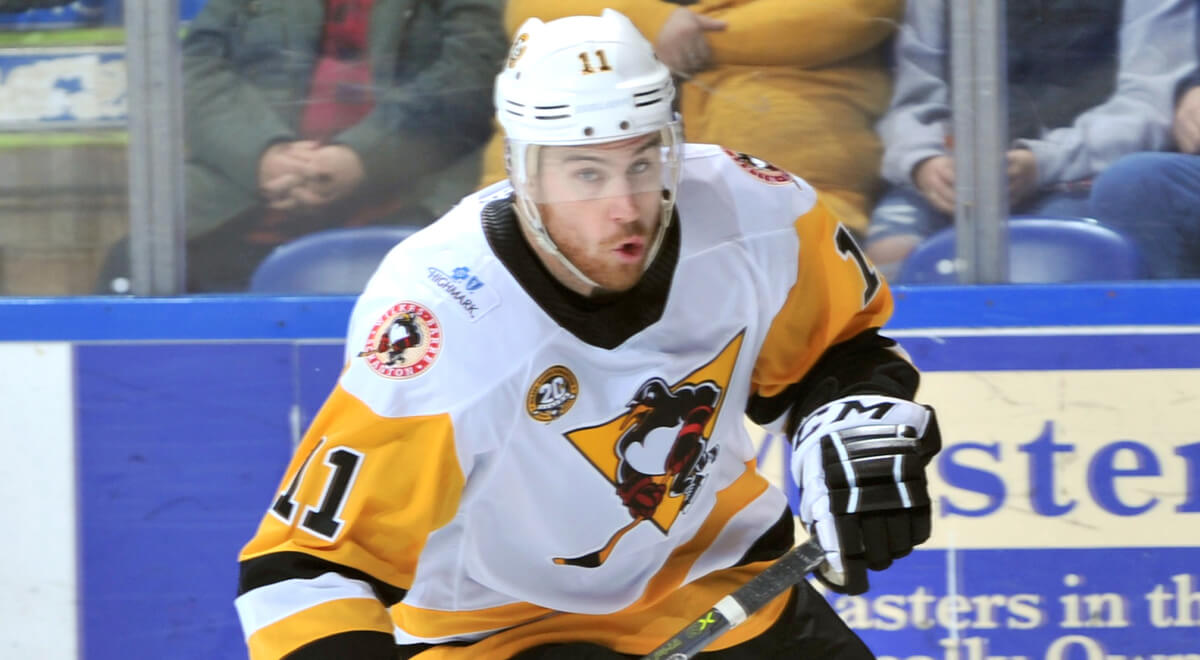 Read more about the article HAYES HAT TRICK LEADS PENGUINS TO 4-1 WIN AT LEHIGH VALLEY