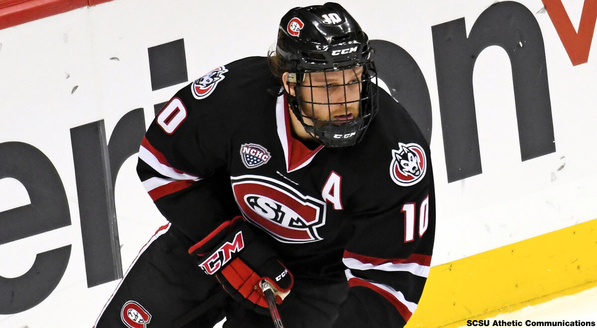 Read more about the article PENGUINS SIGN JON LIZOTTE TO ATO