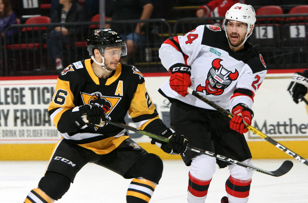 Read more about the article PENGUINS FALL TO DEVILS, 4-1