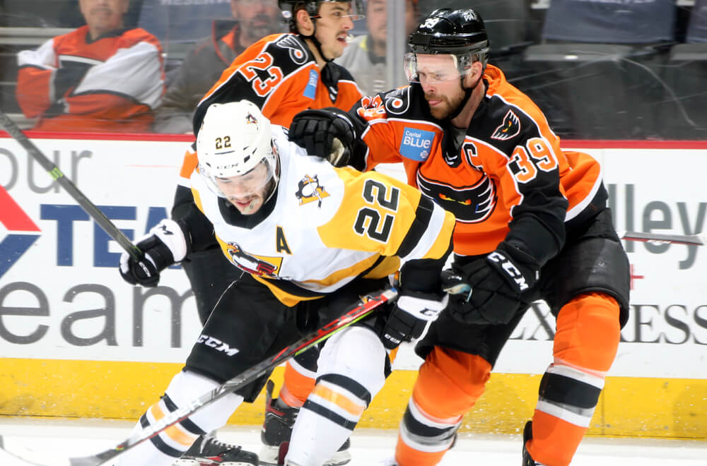 Read more about the article PENGUINS SLIDE PAST PHANTOMS WITH 2-1, OVERTIME WIN