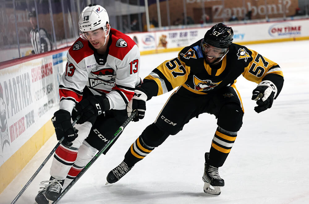 Read more about the article PENGUINS’ LATE RALLY FALLS SHORT IN 4-3 LOSS TO CHECKERS