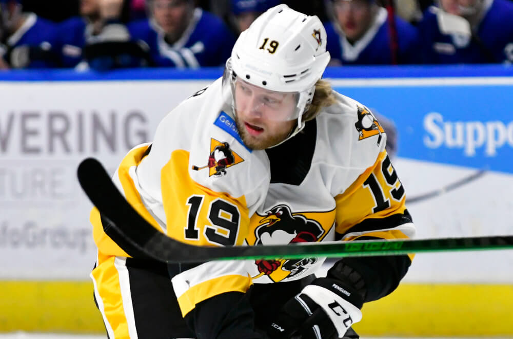 Read more about the article NYLANDER, PUUSTINEN LEAD PENGUINS RALLY FOR 3-2 OT WIN