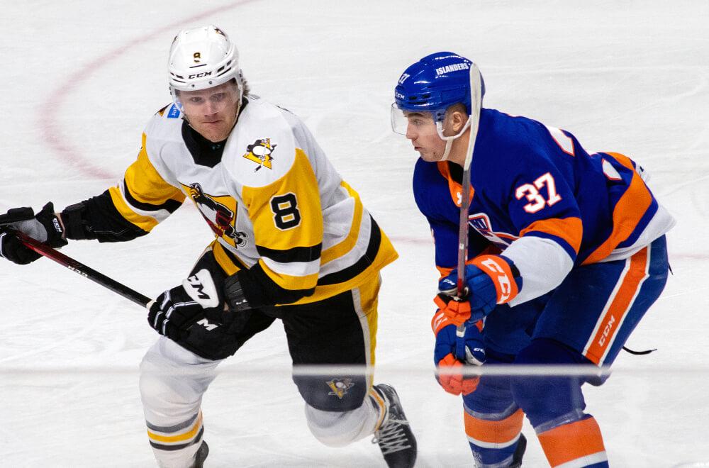 Read more about the article PENGUINS OUTLASTED BY ISLANDERS, 5-4
