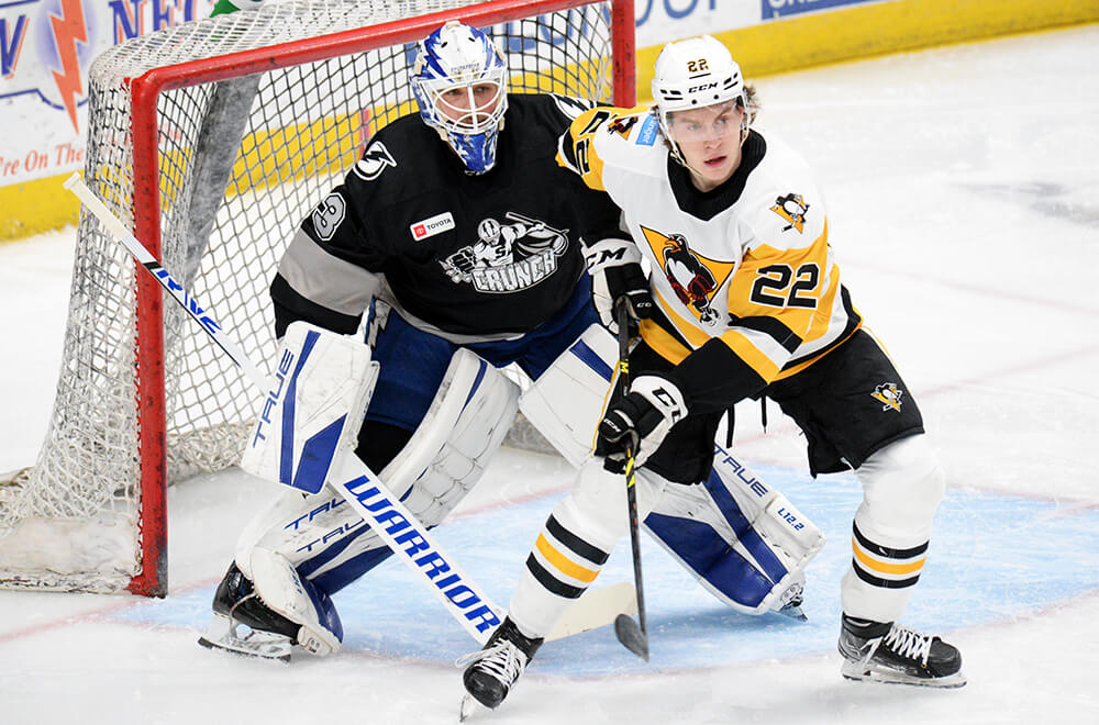 Read more about the article PENGUINS BLANKED BY LAGACÉ, LOSE 1-0