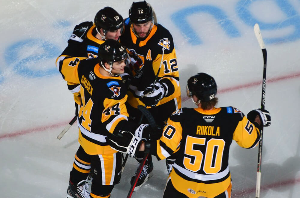 Read more about the article GRUDEN TALLIES TWICE, PENGUINS DEFEAT PHANTOMS, 3-1