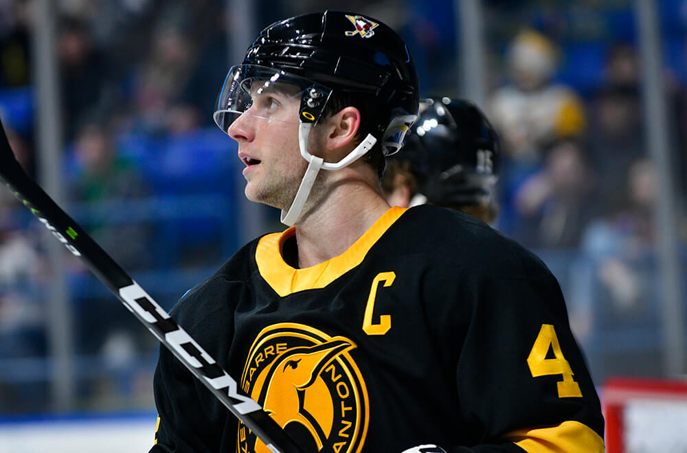 Read more about the article PITTSBURGH RE-SIGNS TAYLOR FEDUN