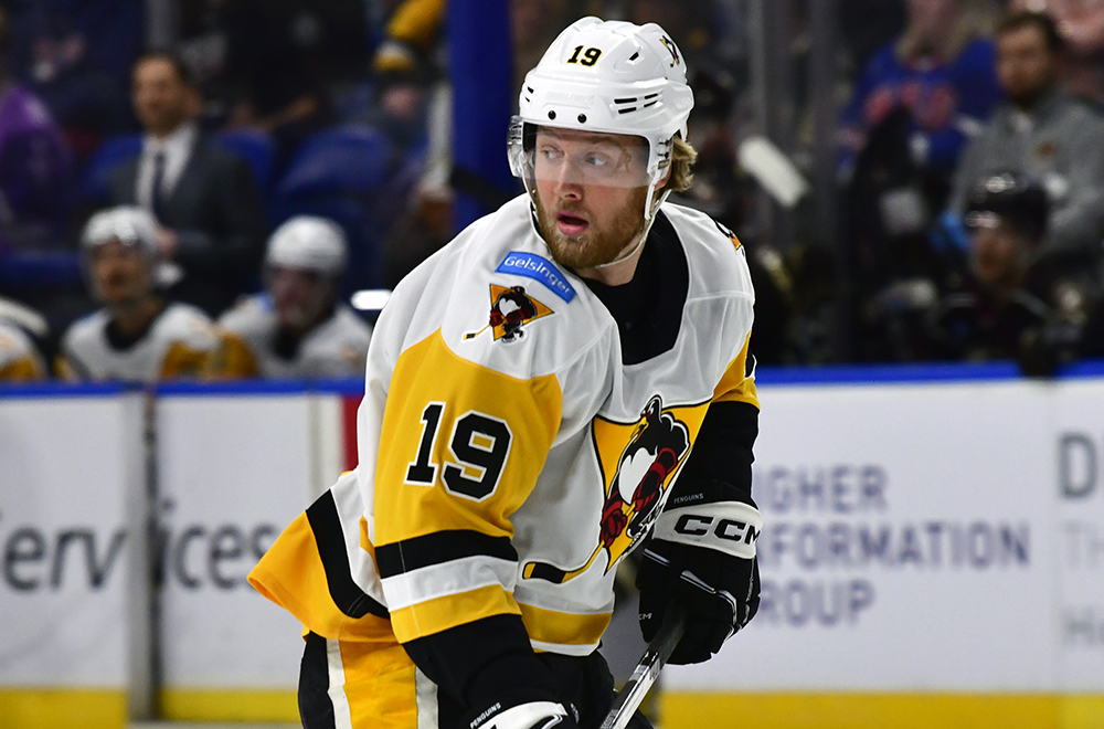 Read more about the article PENGUINS FALL TO HERSHEY, 2-1