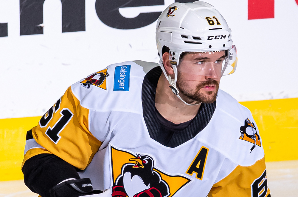 Read more about the article PENGUINS LOSE TO MARLIES, 5-2