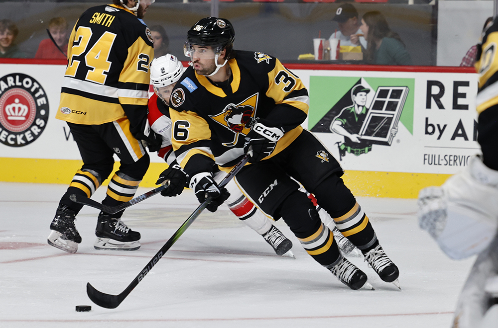 Read more about the article PENGUINS SUFFER 4-1 SETBACK IN CHARLOTTE