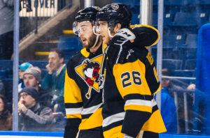 Read more about the article RUESCHHOFF, SMITH STEER PENGUINS PAST ISLANDERS, 6-3