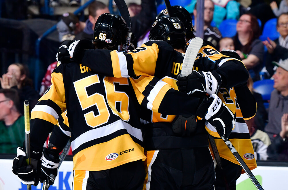 Pens best league-leading bears in home finale, 4-1