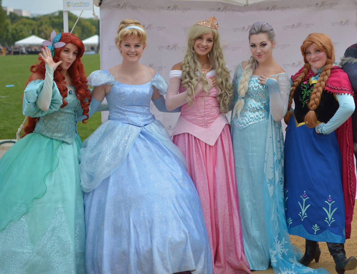 SUNDAY FUNDAY WITH SPECIAL FRIENDS