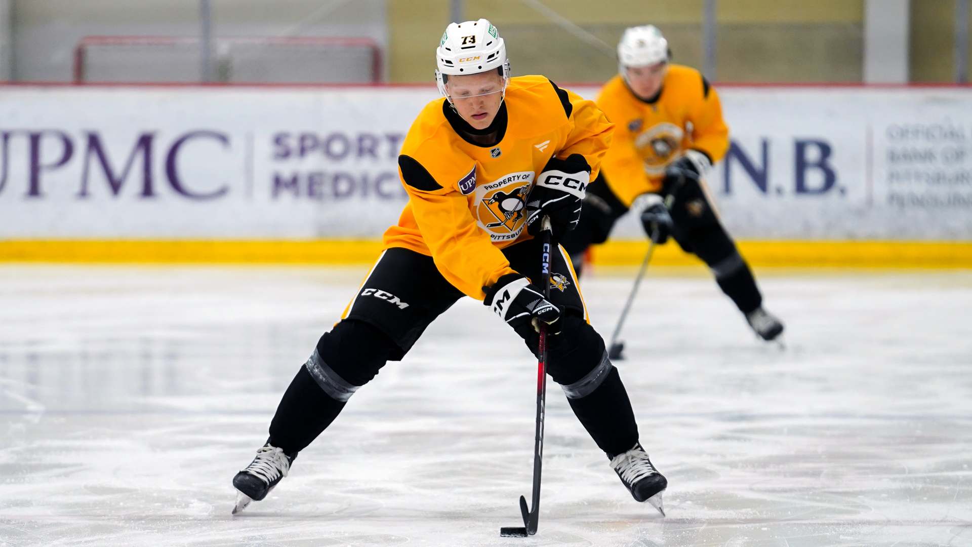 TRAVIS HAYES BRINGS FAMILY’S “COMPETE” TO PENGUINS
